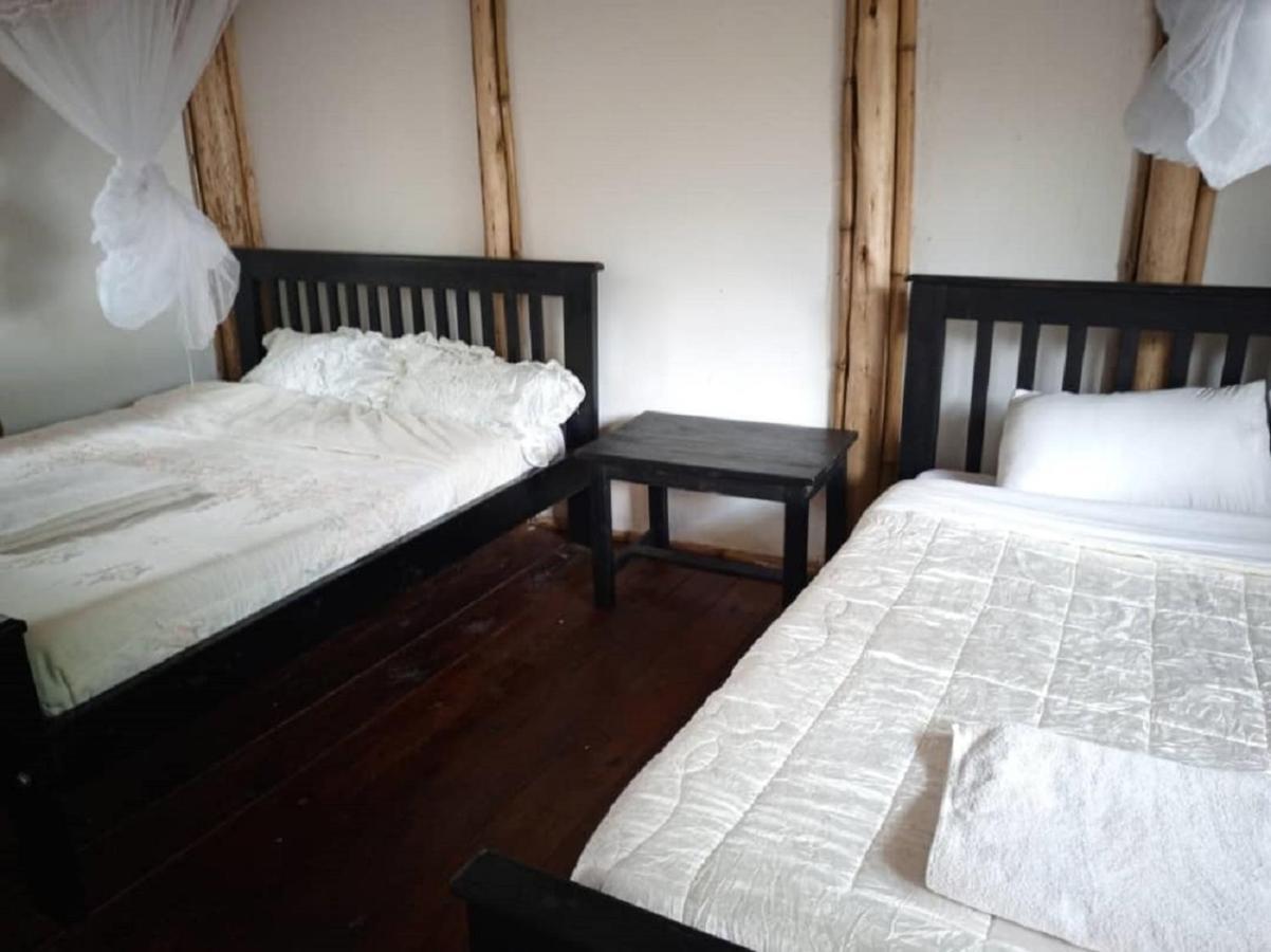 Ruhija Community Rest Camp Bed and Breakfast Kabale Eksteriør billede